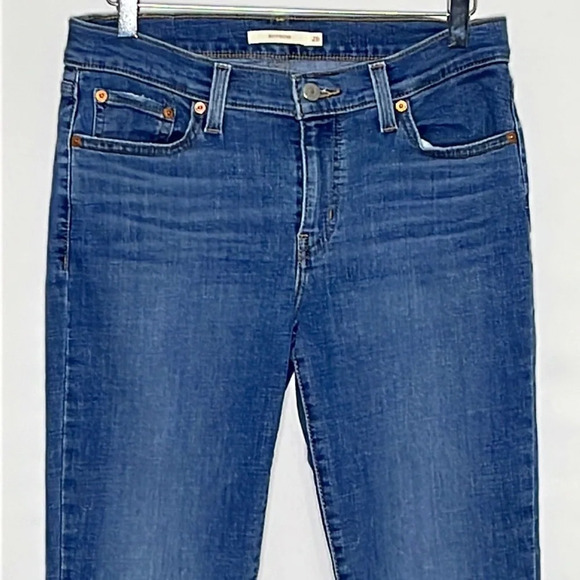 Levi's Boyfriend Mid Rise Jeans - Size 28 - Picture 3 of 7